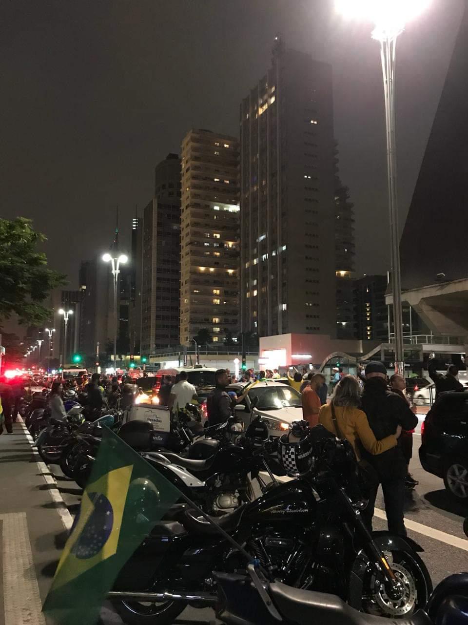 Avenida Paulista - Manifestao Contra Doria 11 de abril 2020